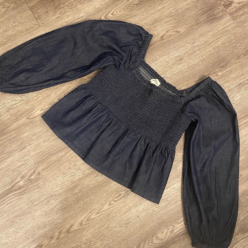 NWT- J crew Blue Smocked Denim / Jean puff sleeve top size L